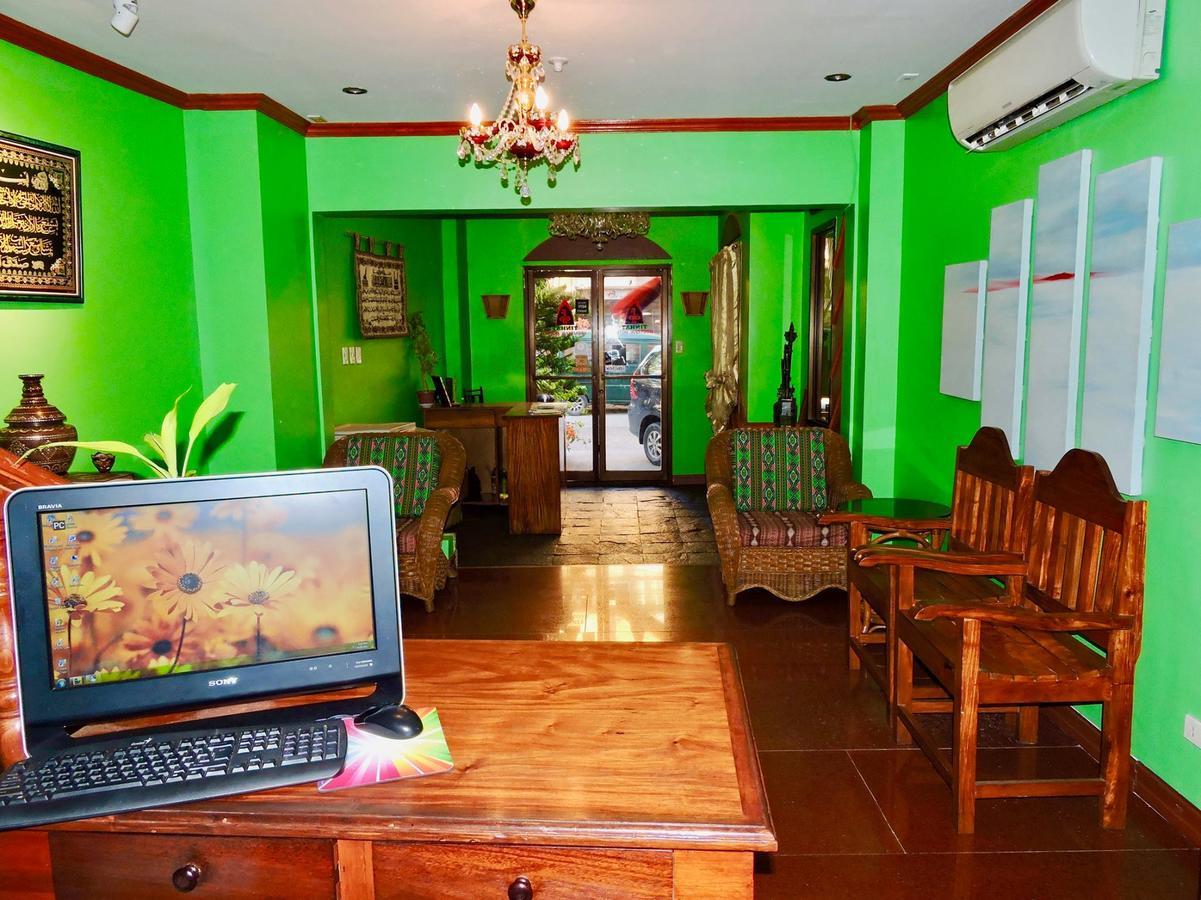 Tinhat Halal حلال Certified Boutique Hotel And Restaurant Davao City Dış mekan fotoğraf