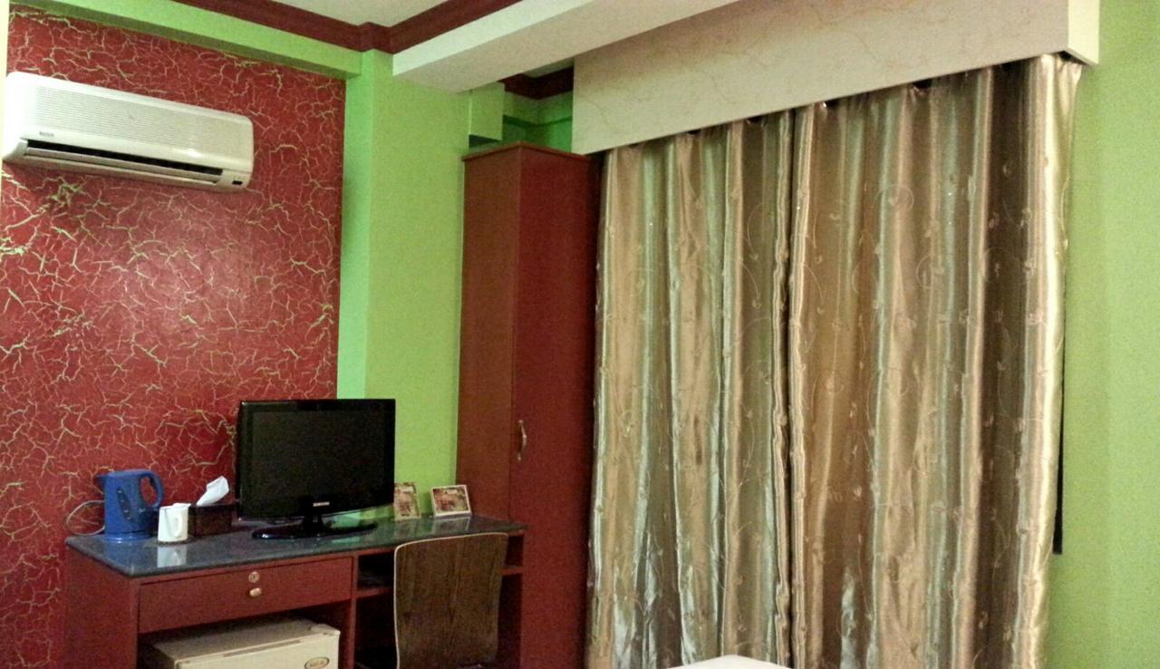 Tinhat Halal حلال Certified Boutique Hotel And Restaurant Davao City Dış mekan fotoğraf